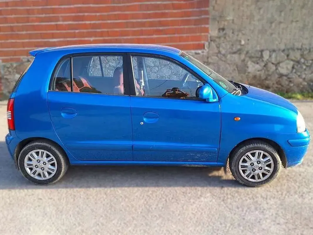 Usado Hyundai Atos GLS 63 CV (46 kW) 2006 Azul Utilitario