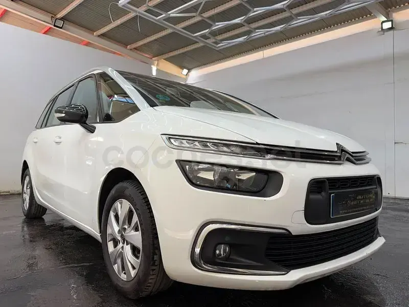 Usado Citroën C4 SpaceTourer Feel 130 CV (95 kW) 2022 Blanco Monovolumen