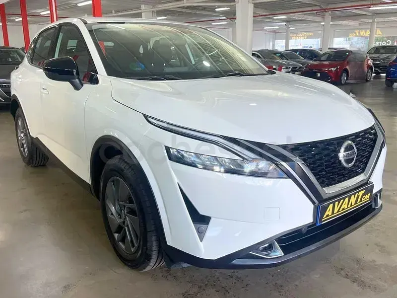 Usado Nissan Qashqai Acenta 190 CV (139 kW) 2022 Blanco SUV