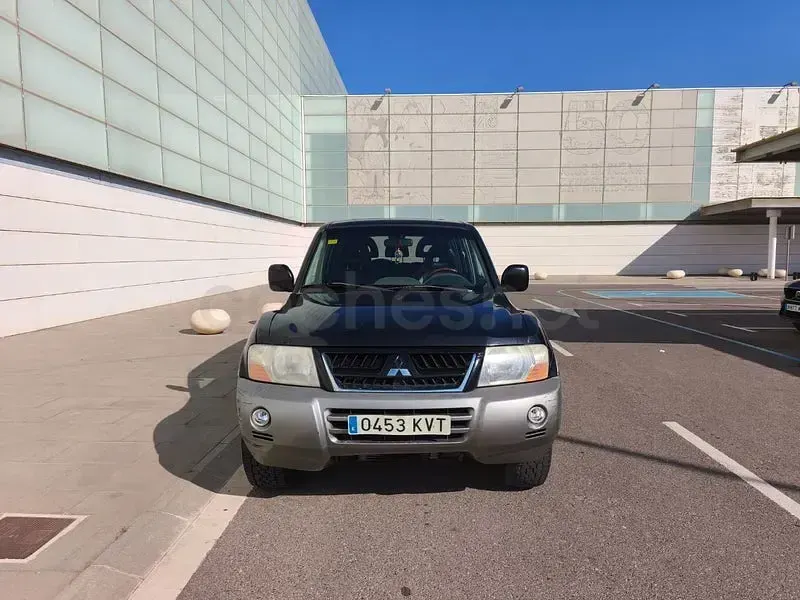 Usado Mitsubishi Montero 160 CV (117 kW) 2003 Negro SUV