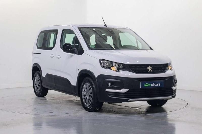 Usado Peugeot Rifter Active 102 CV (75 kW) 2022 Blanco Monovolumen