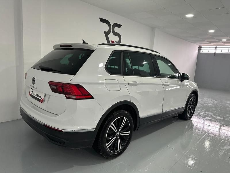 Usado VW Tiguan Life 150 CV (110 kW) 2021 Blanco SUV
