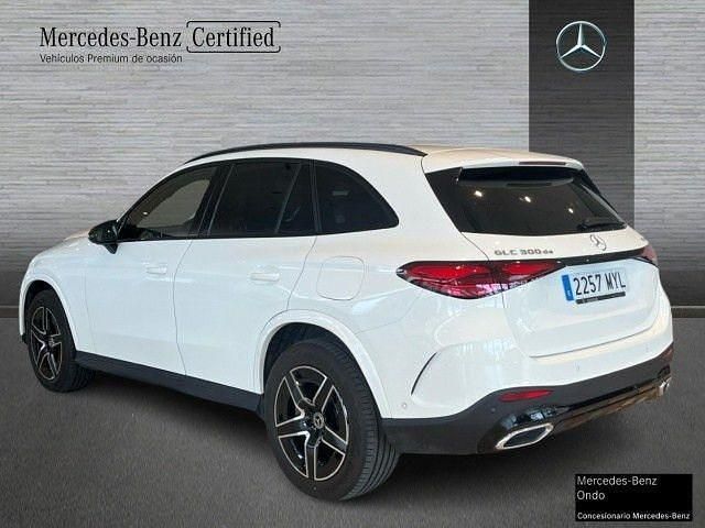 Usado Mercedes GLC300e 333 CV (244 kW) 2025 Blanco SUV