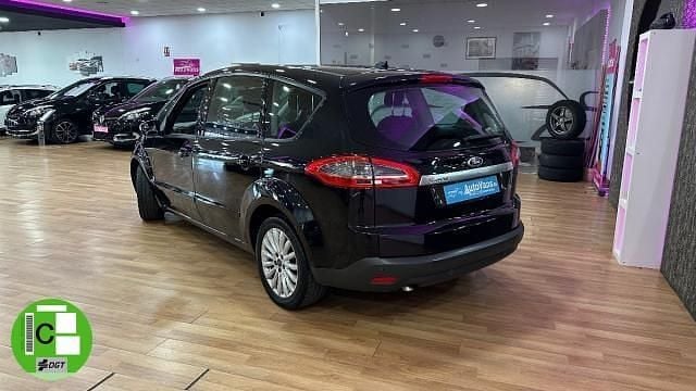 Usado Ford S-MAX S 140 CV (102 kW) 2015 Monovolumen