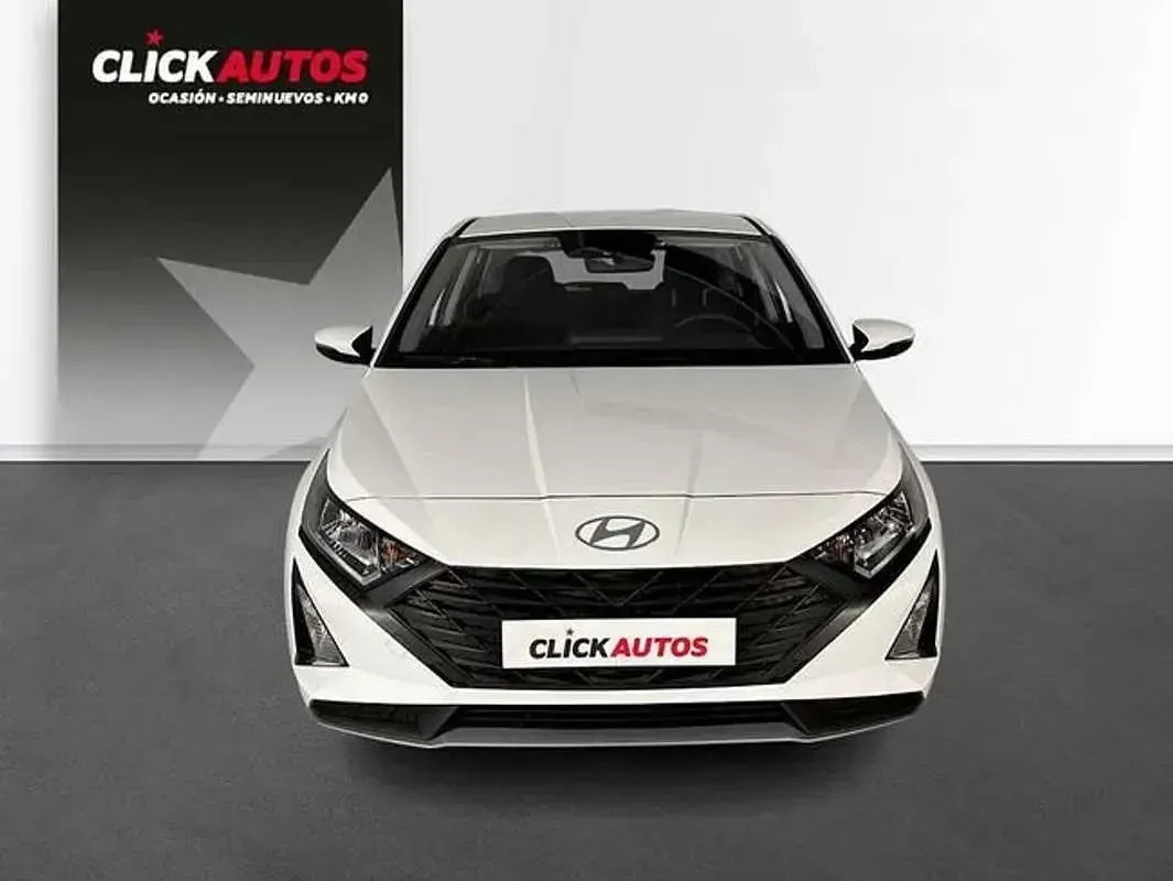 Usado Hyundai i20 79 CV (58 kW) 2024 Blanco Utilitario