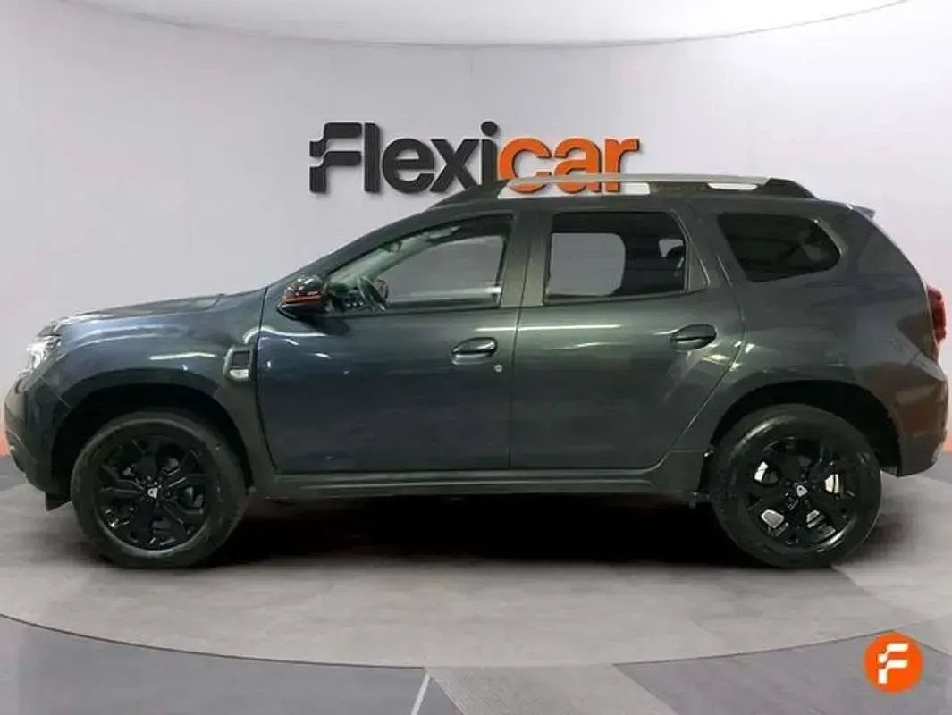 Usado Dacia Duster Extreme 101 CV (74 kW) 2022 Gris SUV
