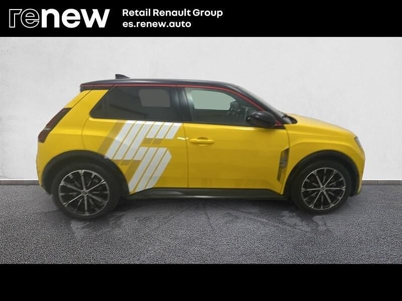 Usado Renault R5 Iconic 110 kW (150 CV) 2025 Amarillo Utilitario