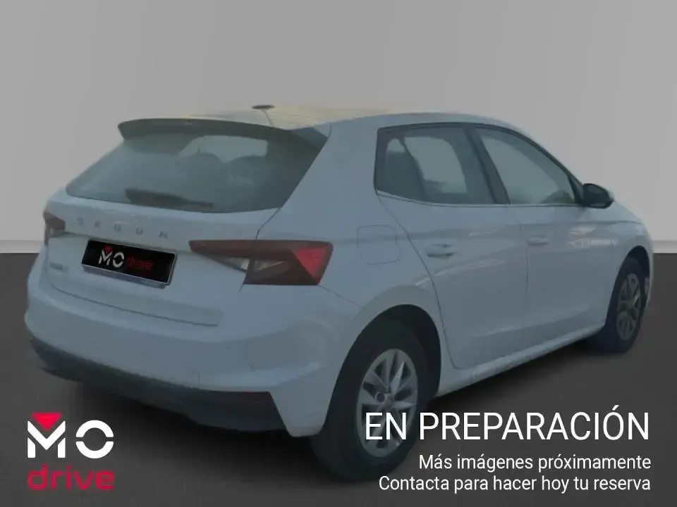 Usado Skoda Fabia Ambition 95 CV (69 kW) 2023 Utilitario