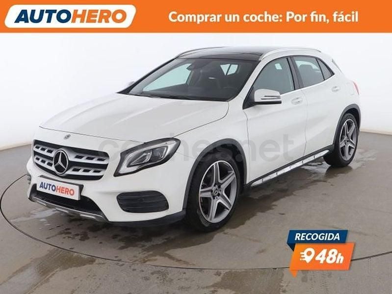 Usado Mercedes GLA180 AMG line 122 CV (89 kW) 2020 Blanco SUV