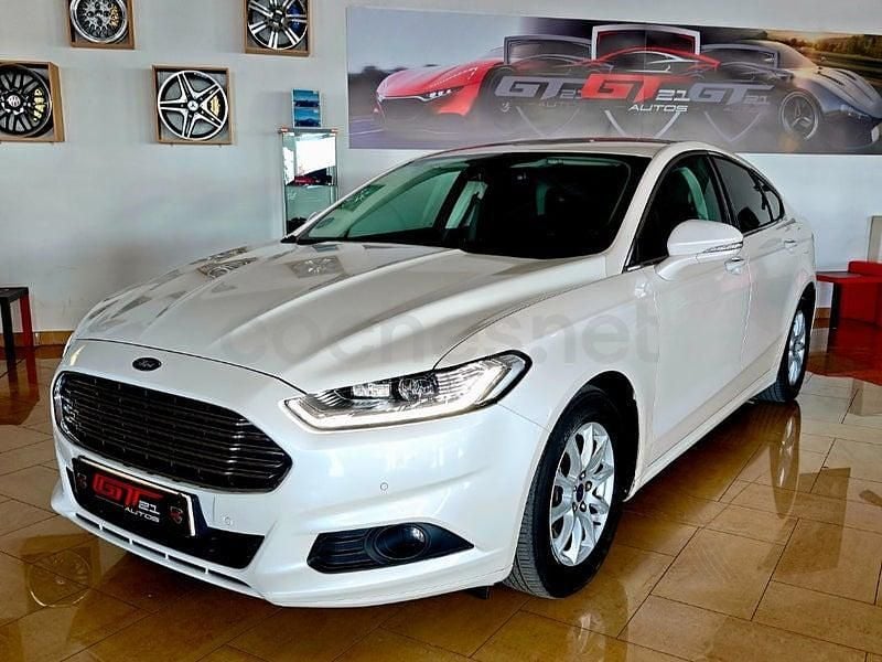 Usado Ford Mondeo Trend 150 CV (110 kW) 2018 Blanco Berlina
