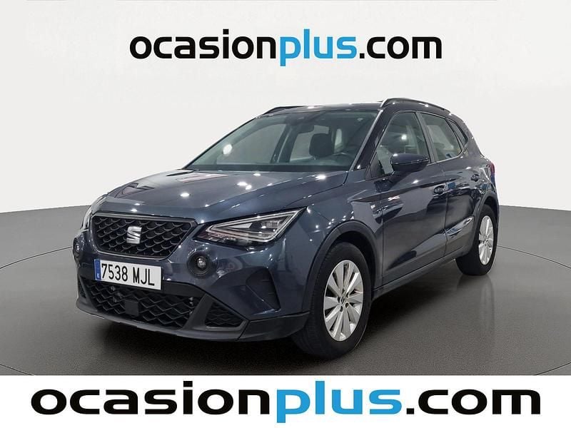 Usado Seat Arona Style 110 HP (80 kW) 2023 Cinzento SUV