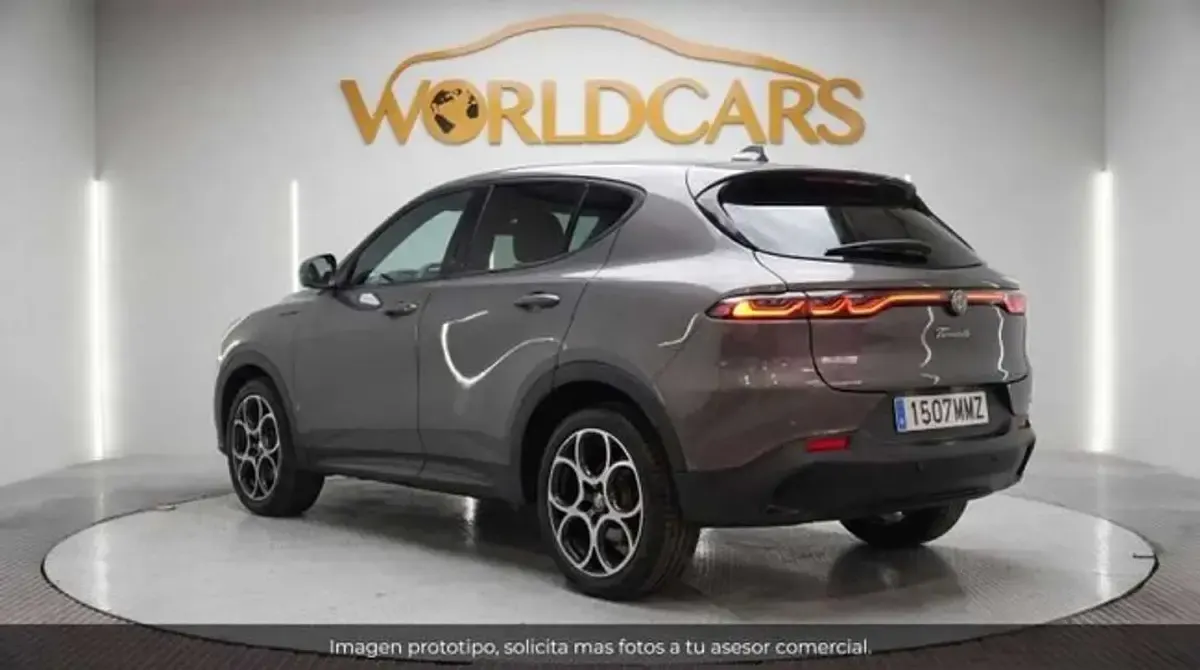 Usado Alfa Romeo Tonale Sprint 131 CV (96 kW) 2024 Gris SUV