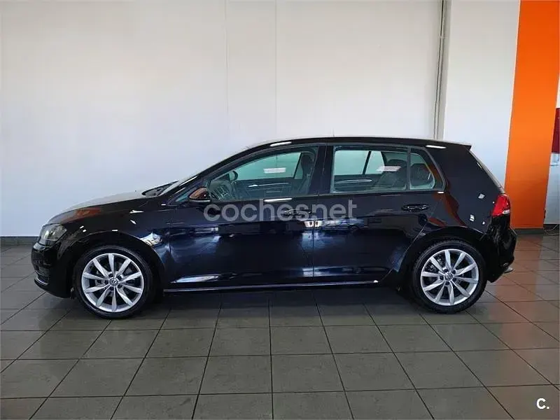 Usado VW Golf VII Sportline 105 CV (77 kW) 2013 Negro Berlina