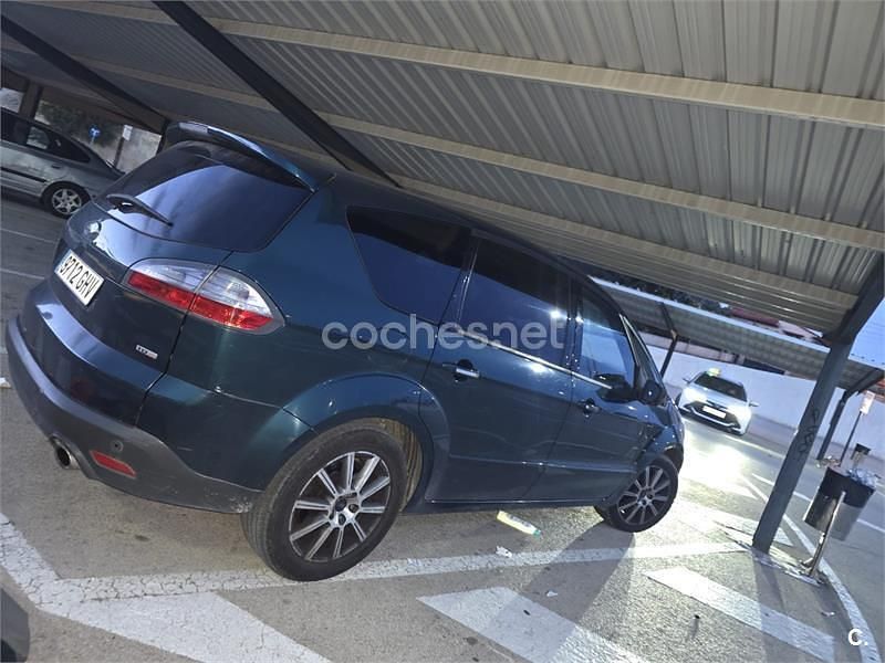 Usado Ford S-MAX Titanium 175 CV (128 kW) 2008 Verde Monovolumen