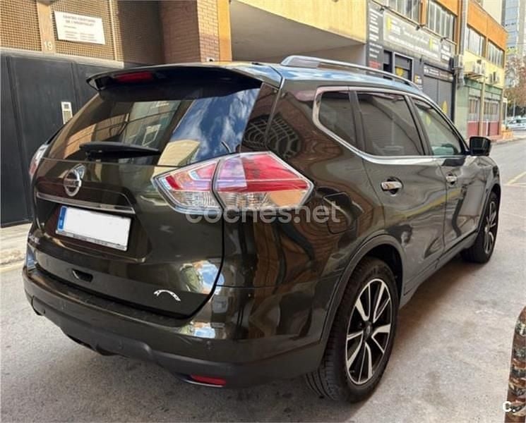 Usado Nissan X-Trail Tekna 130 CV (95 kW) 2016 Verde SUV