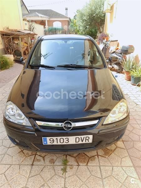 Negro Usado 2006 Opel Corsa Berlina | 3300 € (Precio justo) - Imagen 1/4