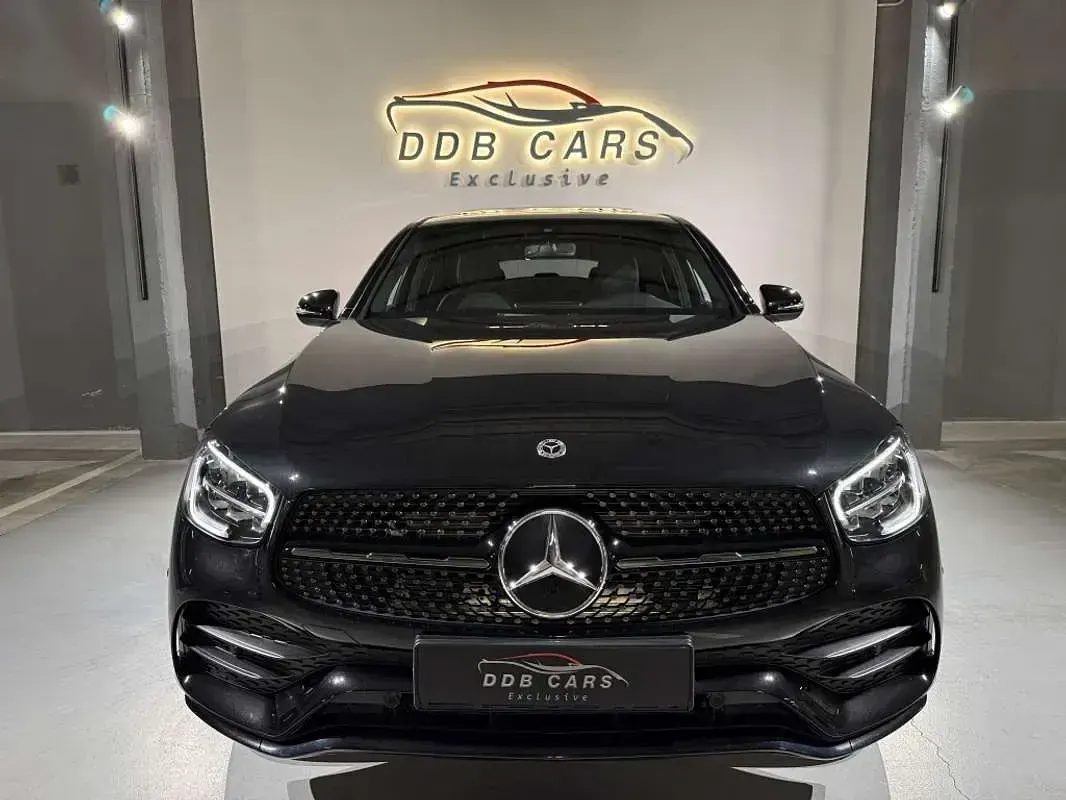 Usado Mercedes GLC300 317 CV (233 kW) 2023 Negro SUV