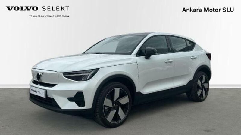 Blanco Usado 2024 Volvo EC40 Plus SUV | 49.905 € - Imagen 1/4
