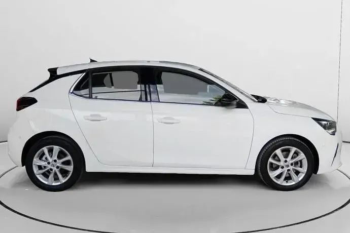 Usado Opel Corsa Elegance 101 CV (74 kW) 2022 Blanco Utilitario