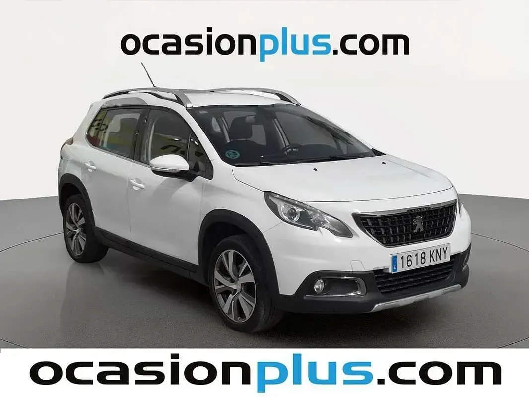 Usado Peugeot 2008 Allure 99 CV (72 kW) 2018 Blanco SUV