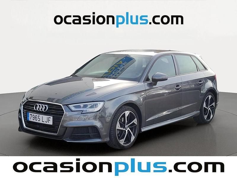 Usado Audi A3 116 CV (85 kW) 2020 Gris Berlina