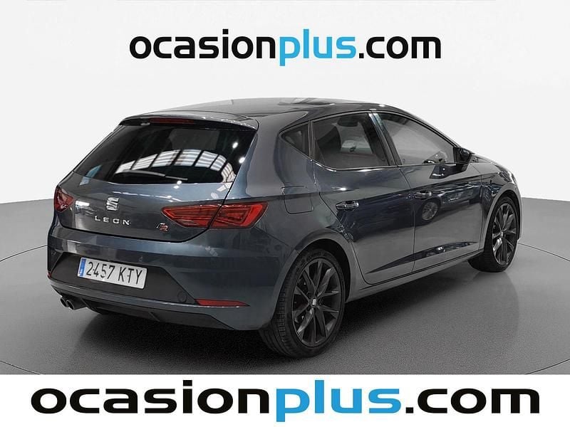 Usado Seat Leon FR 190 CV (139 kW) 2019 Gris Utilitario