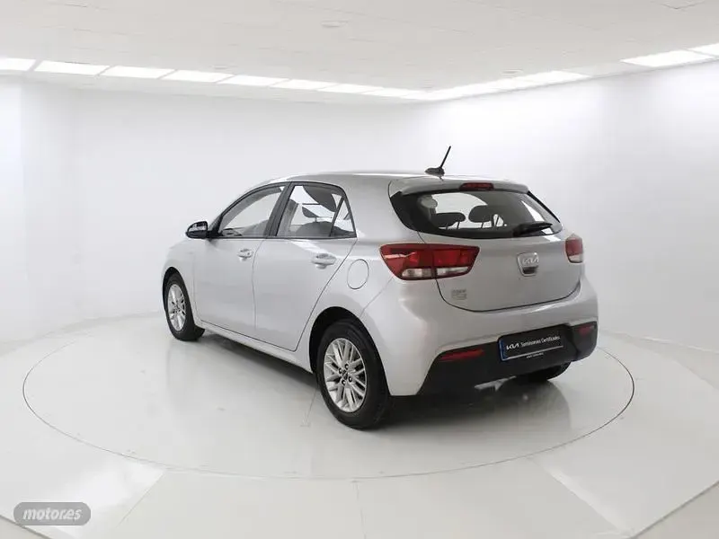 Usado Kia Rio 100 CV (73 kW) 2022