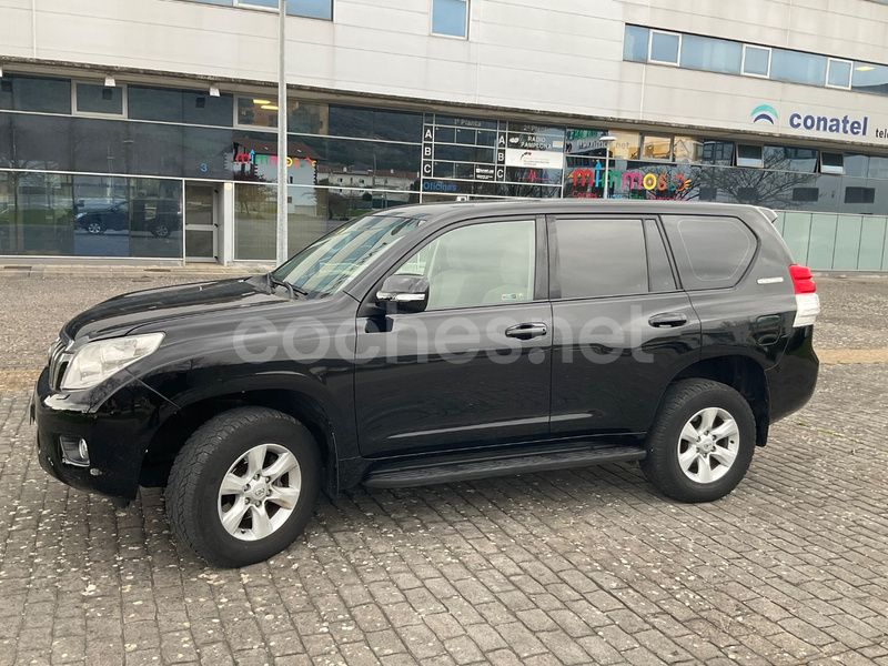 Usado Toyota Land Cruiser 190 CV (139 kW) 2012 Negro SUV
