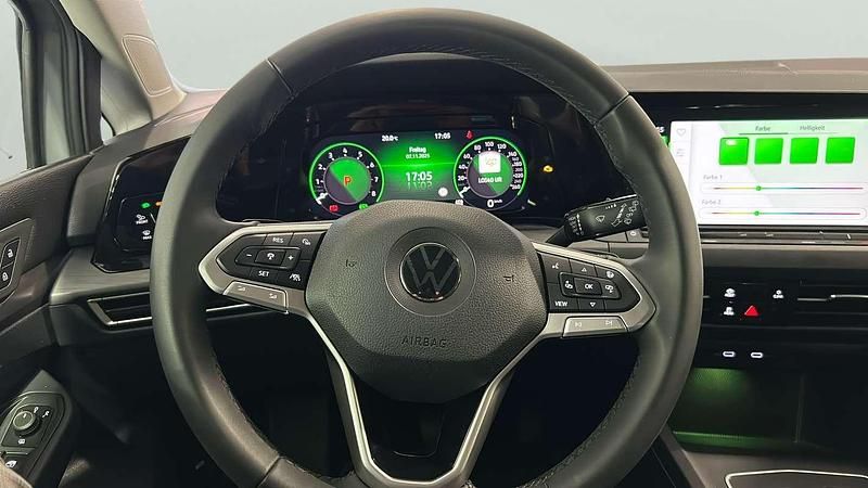 Occasion VW Golf VIII Style 150 ch (110 kW) 2023 Gris Citadine