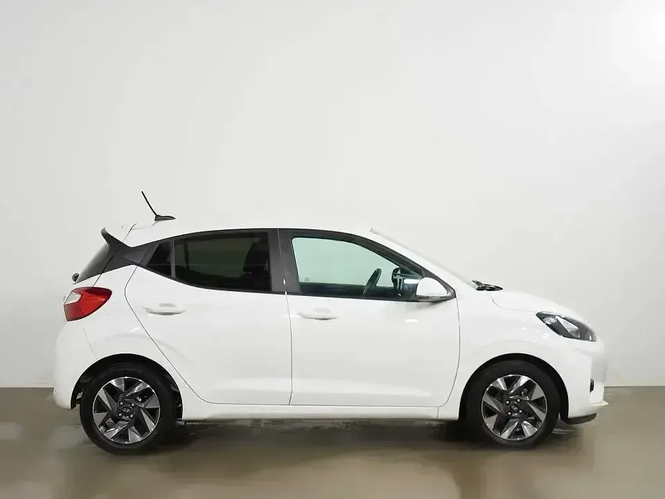 Usado Hyundai i10 67 CV (49 kW) 2025 Otro Utilitario