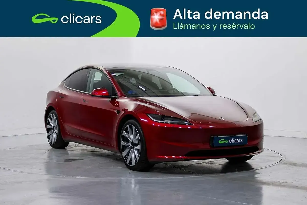 Usado Tesla Model 3 Standard Range 208 kW (283 CV) 2024 Rojo Berlina