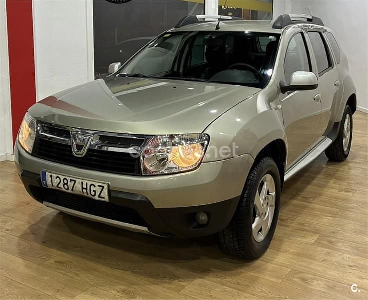 Usado Dacia Duster Ambiance 107 CV (78 kW) 2011 Beige SUV