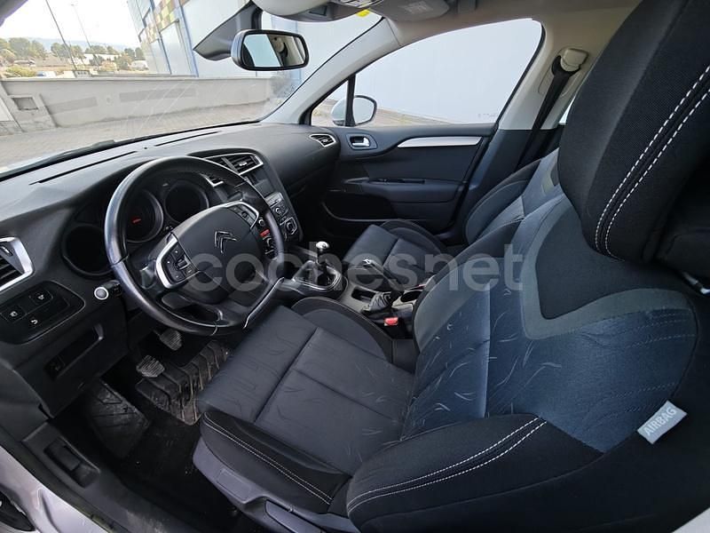 Usado Citroën C4 Tonic 95 CV (69 kW) 2013 Gris / plata Berlina