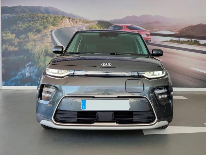 Usado Kia Soul EV 150 kW (204 CV) 2020 Gris SUV