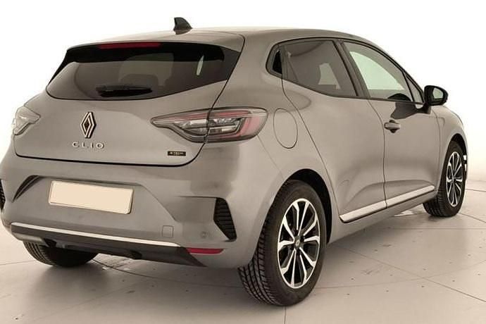 Usado Renault Clio V Techno 145 CV (106 kW) 2025