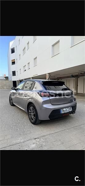 Usado Peugeot 208 Style 100 CV (73 kW) 2021 Gris / plata Utilitario