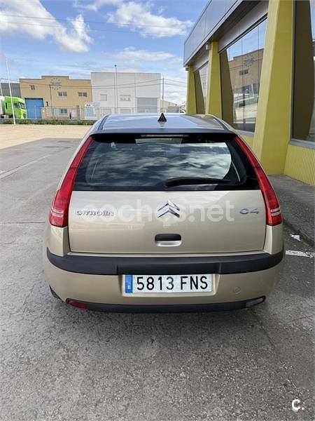 Usado Citroën C4 110 CV (80 kW) 2007 Beige Berlina