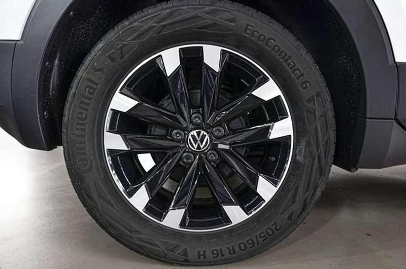 Usado VW T-Cross 95 CV (69 kW) 2023 Gris SUV