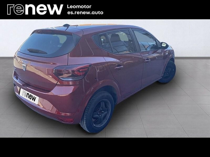 Usado Dacia Sandero Comfort 91 CV (66 kW) 2021 Rojo Berlina