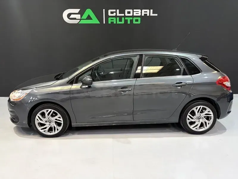 Usado Citroën C4 92 CV (67 kW) 2012 Gris / plata Berlina
