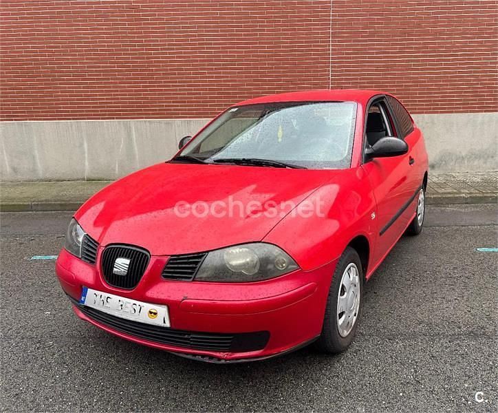 Rojo Usado 2003 Seat Ibiza Utilitario | 2240 € (Buen precio) - Imagen 1/4