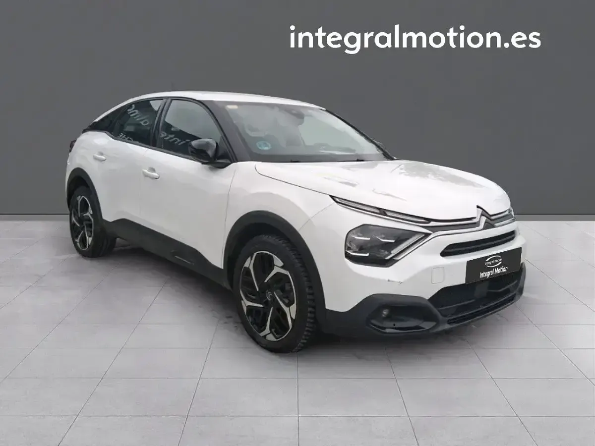 Usado Citroën C4 Feel 130 CV (95 kW) 2021 Blanco Berlina