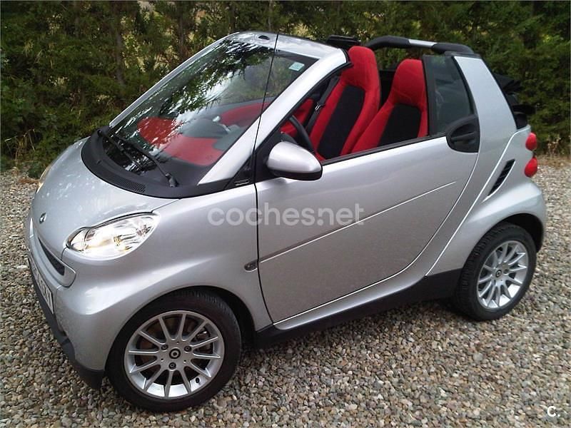 Usado Smart ForTwo Cabrio Passion 84 CV (61 kW) 2009 Gris / plata Descapotable