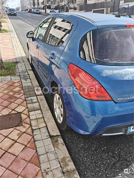Usado Peugeot 308 Premium 120 CV (88 kW) 2008 Azul Berlina