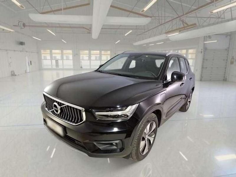 Usado Volvo XC40 Inscription 211 CV (155 kW) 2021 Negro SUV