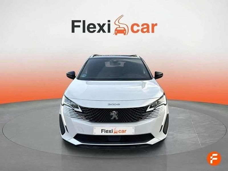 Usado Peugeot 3008 Active 131 CV (96 kW) 2022 Blanco SUV