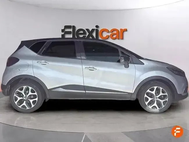 Usado Renault Captur Intens 90 CV (66 kW) 2018 Gris SUV