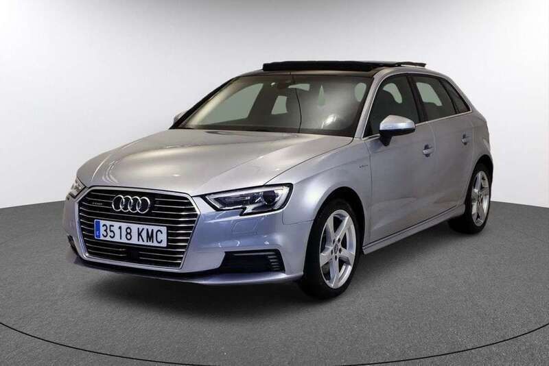 Plateado Usado 2018 Audi A3 Sportback e-tron Premium Berlina | 21.050 € (Precio justo) - Imagen 1/4
