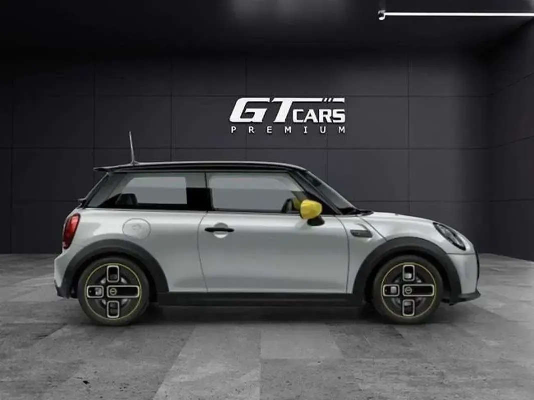 Usado Mini Cooper SE 135 kW (184 CV) 2021 Blanco Utilitario