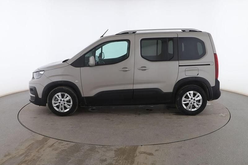 Usado Peugeot Rifter Allure 131 CV (96 kW) 2020 Gris Monovolumen